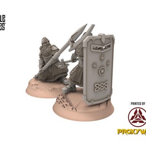 Dwarves - x2 Crypt Guards, Spearmen and large Shield - Stonewards - Steelhalls - Davale Games