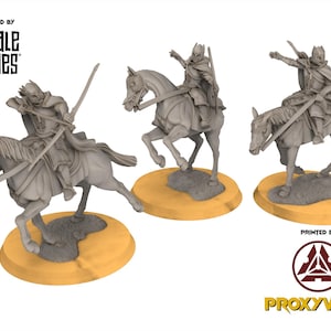 Gandor - x3 Grey Castle Court Guards Mounted | Ring of Legends - Davale Games