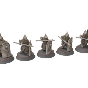 Dwarves - Gur-Adur Spearmen - Stonewards - Steelhalls - Medbury miniatures