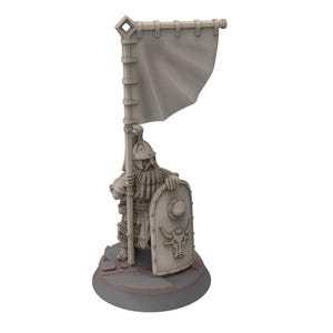 Dwarves - Gur-Adur Banner Bearer - Stonewards - Steelhalls - Medbury miniatures