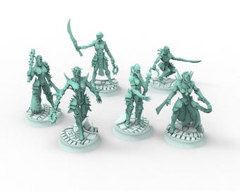 Dark City - Female Wracked warriors tortured - Edge Miniatures
