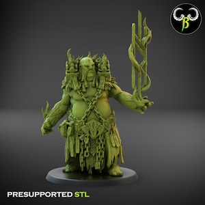 Puede incluir: Figura de fantasía verde impresa en 3D de un humanoide musculoso con barba larga, cadenas y un báculo. La figura está sobre una base redonda. El texto "PRESUPPORTED STL" está en la parte inferior.