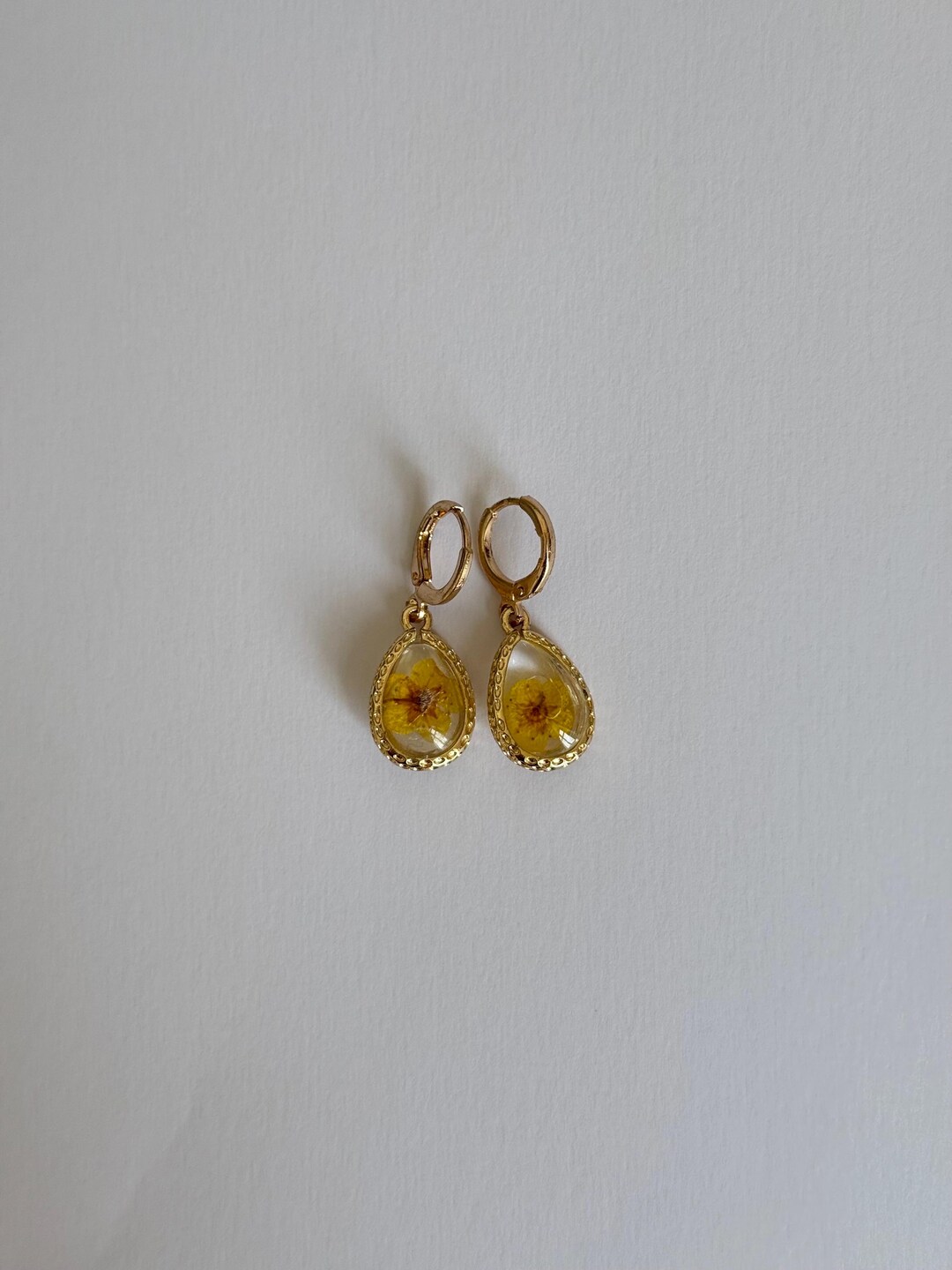 Dried Yellow Flower Drop Earrings- Gold Spring Jewellery - Etsy