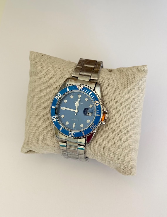 Blue Dial Mens Watch - Everyday Style - Quartz Movement