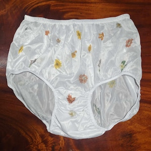 Vintage Yellow Floral Panties – Sheer Nylon Briefs Sissy Underwear for Men & Women – Handmade Lingerie High-Waist Knickers White - NNPPE7