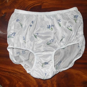 Bluebell Floral Nylon Panties – Sheer High-Waist Underwear for Men & Women – Vintage Sissy Briefs – Crossdresser Handmade Lingerie - NNPPE66