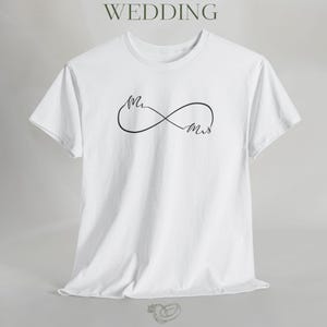 カップル向け無限大シンボルTシャツ、結婚祝い、お揃いの服装、ユニセックスデザイン、婚約祝い、ラブTシャツ