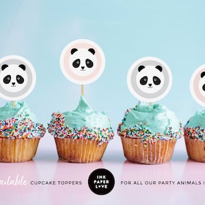 I TOPPER CUPCAKE PANDA sono stampabili, per i cupcakes delle feste di compleanno dei bambini, abbinati agli inviti con animali per feste a tema panda.