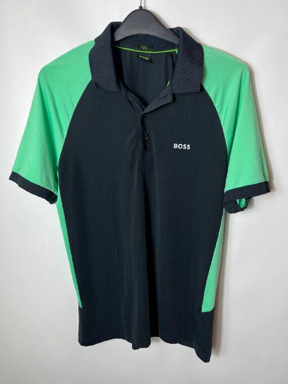 Hugo Boss, Vintage sportswear Hugo Boss Slim Fit Stretch T-shirt Size M