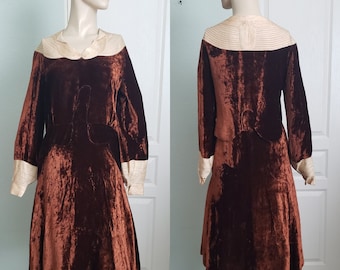 1920s Panne Velvet Dress with Deco Ribbon Design / Antique Velvet Dress / 30s Dress Small 26w