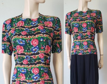 1940s Floral and Solid Rayon Day Dress / 40s Jersey Dress / 1940s Floral Dress / 40s Casual Dress / Small Medium
