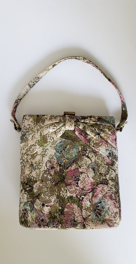 Beautiful 1950s Bark Cloth Floral Box Purse with S