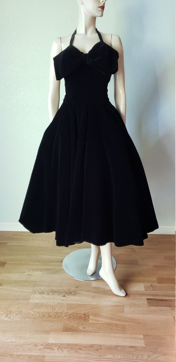 black dress for party new look