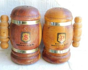 Vintage Wood Kansas Midway Salt & Pepper Stein Shakers. Wooden rustic kitchen cabin lodge country decor  #FestiveEtsyFinds