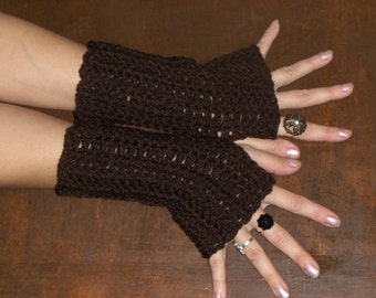 Guanti senza dita The Coffee Grounds, guanti marrone scuro, scaldabraccia fatti a mano, stile boho, autunno inverno. Cioccolato, fatti a mano all&#39;uncinetto.