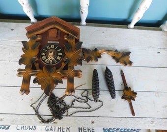 Vintage Black Forest Made in Germany Seth Thomas Cuckoo clock for Parts or Repair. sold as is
