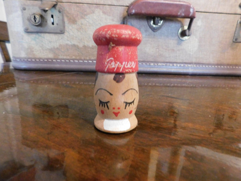 Tiney cute vintage painted lady pepper shaker with cork