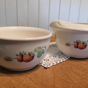 Vintage Pfaltzgraff Open Creamer pitcher & Sugar Bowl set. Fruit, strawberries, cherries, berries, floral , matching set  #FestiveEtsyFinds