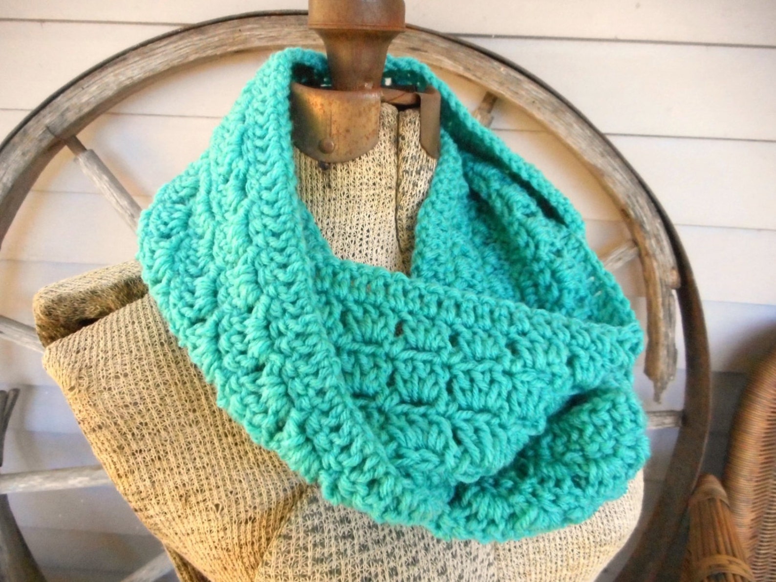 The Gypsy Jade Boho Crochet Infinity Scarf Neck Cowl Wrap Long Chunky ...