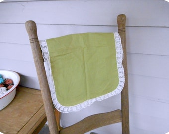 Vintage Willow Sage Green Cotton / Linen Table doily runner Rounded Rectangle with white lace edging  #FestiveEtsyFinds