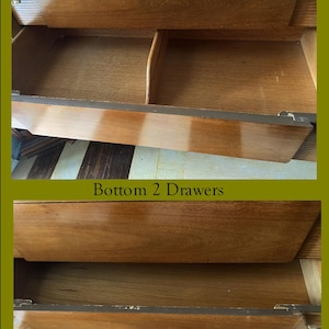 Peut inclure: Tiroirs de commode en bois ouverts. Le tiroir sup&eacute;rieur comporte deux compartiments, et les deux tiroirs inf&eacute;rieurs sont &eacute;galement visibles. Le bois a une teinte chaude et naturelle avec un grain visible. Le texte "3rd Drawer has 2 compartments" et "Bottom 2 Drawers" est inclus.