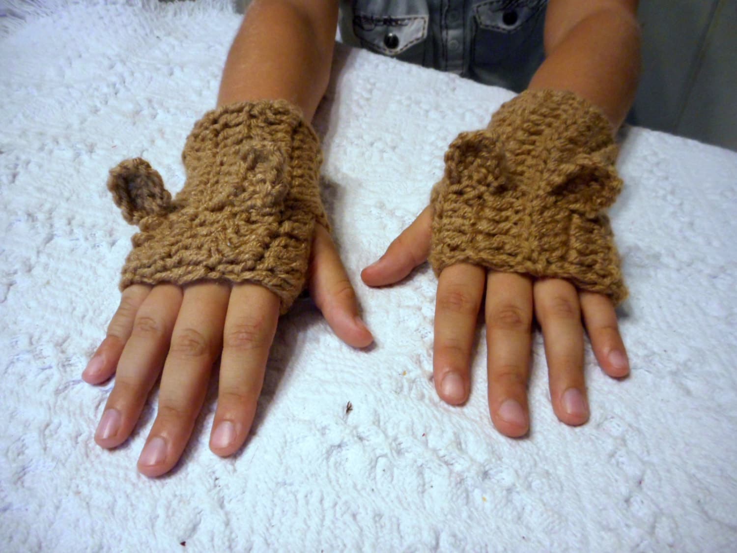 Gummy bear gloves