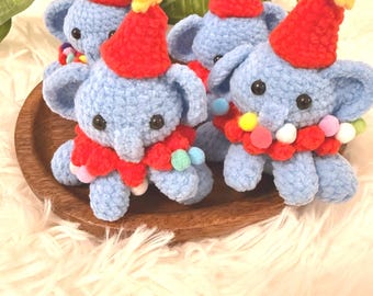 Peluche de elefante de ganchillo – Muñeco de amigurumi para fiestas (aprox. 6 cm)