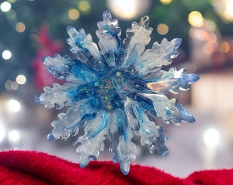 キラキラ輝く雪の結晶のオーナメント: 樹脂製オーナメント、クリスマス