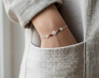 Daisy Ladybug Armband, zierliche Blume Charm Schmuck, Sterling Silber Geschenk für Mutter