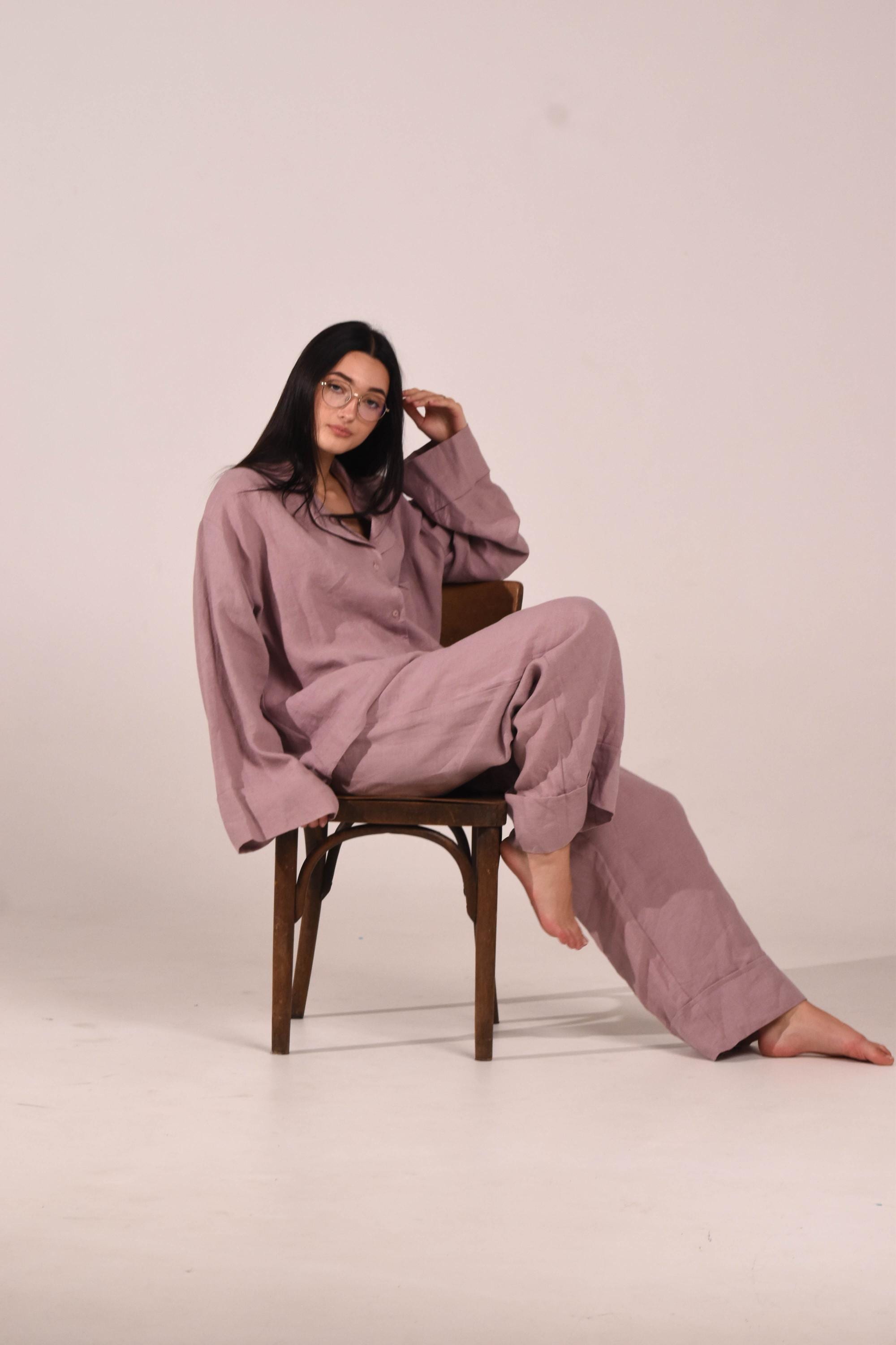 アッシュローズリネンラウンジウェアセット：ハンドメイドのリラックス