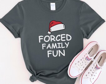 Sarkastisk julfamilj-t-shirt: "Forcerad familjekul"-tomte-tröja