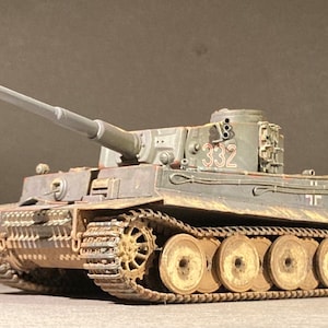 1/35 Model WWII German Tiger I Heavy Tank No.332 Russian Front