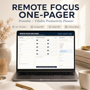 以下が含まれることがあります： 「Remote Focus One-Pager」の生産性プランナーを表示するラップトップ。画面には、毎日の設定、深い作業フォーカスブロック、レビューのセクションがある、入力可能なテンプレートが表示されます。ペン、マグカップ、本も画像に表示されています。