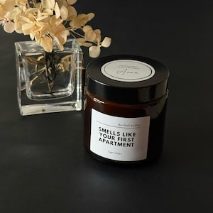 Vela perfumada PERSONALIZABLE "Huele a tu primer apartamento" · Regalo divertido para inauguración de casa · Primer apartamento (propio) · Ideas para regalos de inauguración de casa