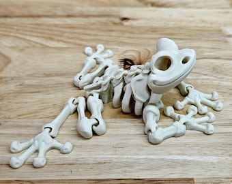 Skeleton Frog Magnet, 3D Printed Desk Toy, Spooky Halloween Decor