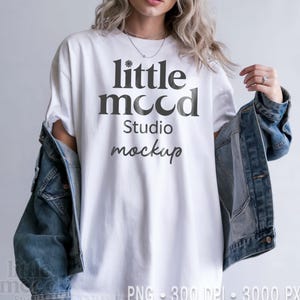 Comfort Colors C1717 White Mockup, Trendy 1717 Shirt Mockup, Western Shirt Mockup, CC1717 Model Mockup White, Oversized T Shirt Mockup