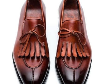Handmade Tan Brown Color Original Calf Leather Stylish Split Toe Fringed Bearded Leather Slip On Shoes For Men's