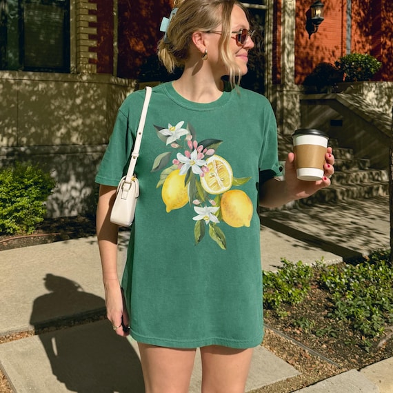 Comfort Colors® Vintage Lemon Graphic Tee, Retro Citrus Fruit Shirt, Aesthetic Summer T-Shirt, Fresh Organic Vibe Tee, Aesthetic Fruit Shirt