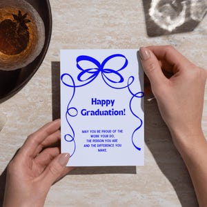 de remise des diplômes imprimable | Téléchargement numérique de 5 x 7 pouces | de félicitations plate | Cadeau promotion 2025 | Carte DIY Diplômé | archet I Diplômé |