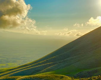 Puʻu Hillside in Light, Big Island Hawaii — Museum-Grade Metal Print