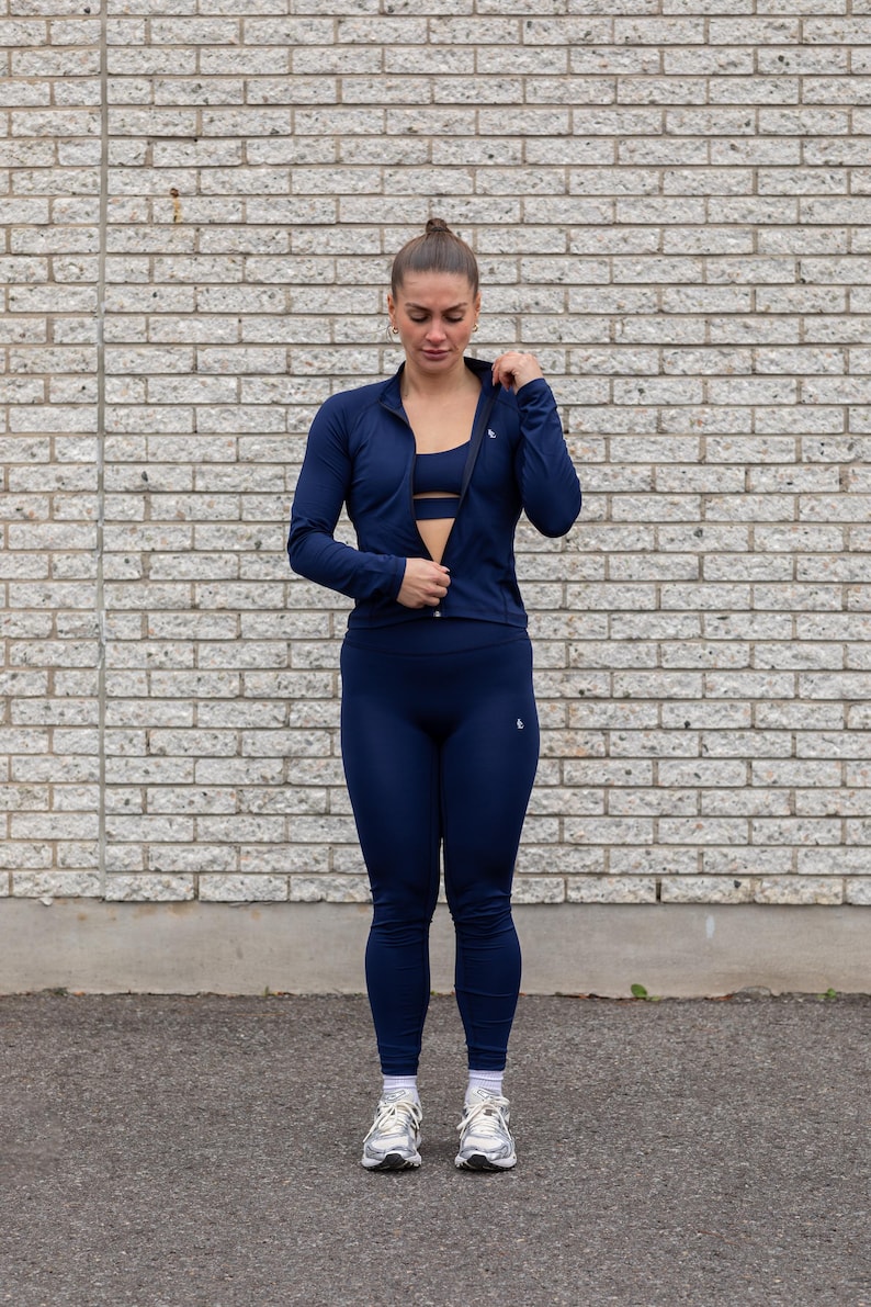 Navy Outlined Fitness Set main image 1
