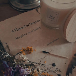 Aromaterapeutyczny zestaw upominkowy ze świecą, poezją i pamiątkami |MINDFUL ESCAPE |Pięć zmysłów Box Of Smyrna