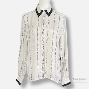 Blusa de seda vintage Escada de Margaretha Ley: pieza coleccionable de los años 90, camisa con estampado de lujo, cuello negro en contraste, talla EU40