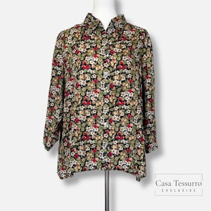 Vintage 90er Jahre Ferragamo Seiden Bluse | Himbeere Blumendruck | Italienischer Designer | Signierter Stoff | Einheitsgröße | Hergestellt in Italien