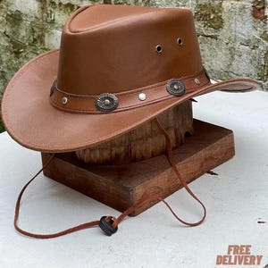Handcrafted Genuine Leather Western Cowboy Hat for Men | Vintage Outback Sun Hat | Classic Rancher Style Outdoor Travel Fedora Cap