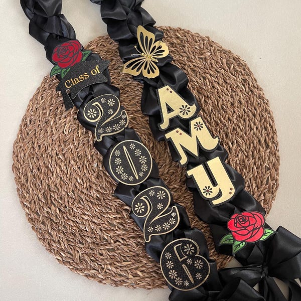 Graduation Lei : black and Gold  lei with roses