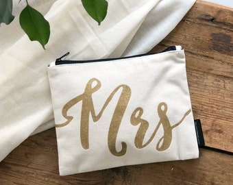 Wedding Bag | Mrs Make-Up Bag | Wedding Make-up Bag | Engagement Gift | Wedding Gift | Make-up Bag | Bridal Make-Up Bag