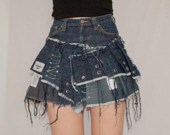 Handgemachter upcycled Jeansrock | Einzelstück