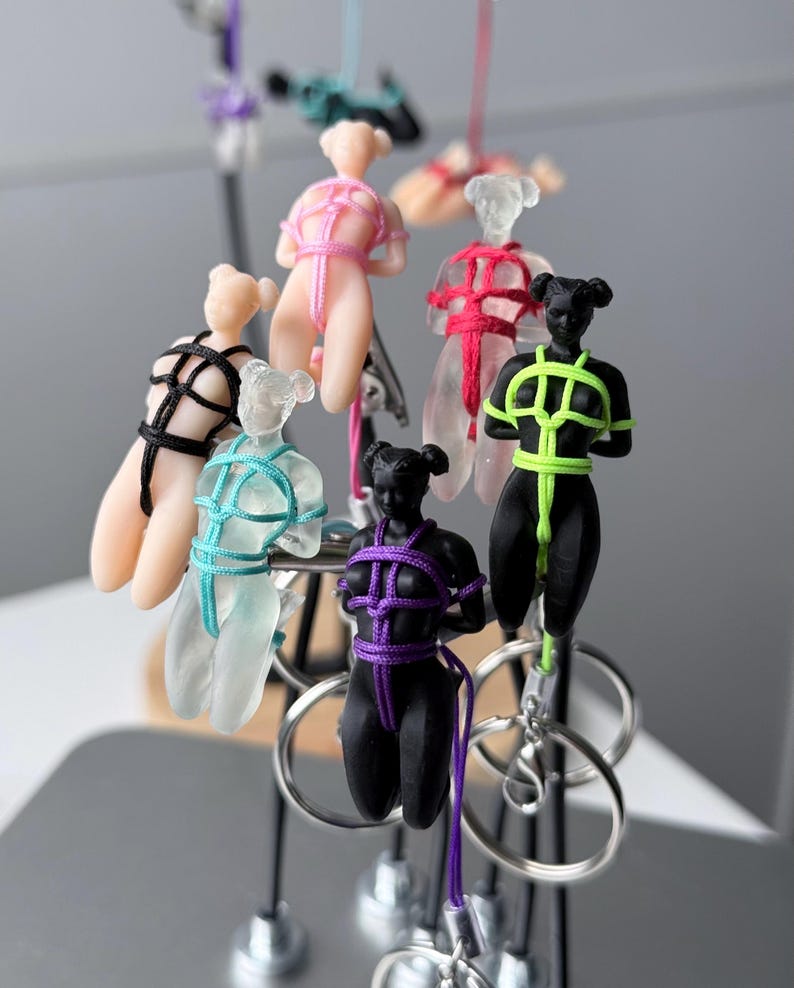 Shibari Girl Keychain, Rope Art Figurine Keyring, Adult Art Mini Sculpture, Handmade Gift image 11
