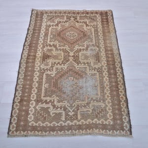Vintage Turkish Oushak Rug 3.1x4.4 ft: Small Anatolian Rug